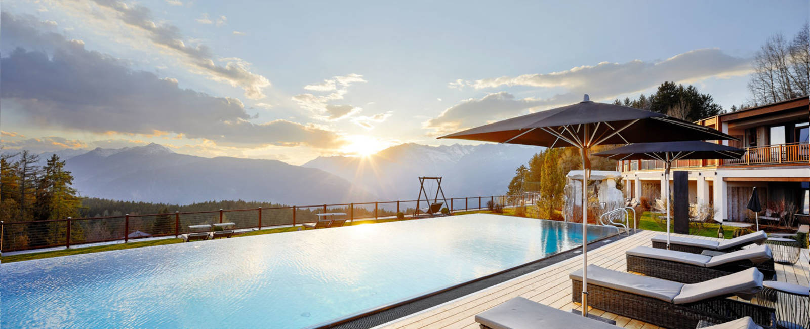  Die Besten Hotels Südtirols 

Die BESTEN HOTELS Südtirols 2024 im Überblick!
